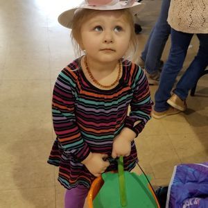 Meet your Posher, Courtney cece